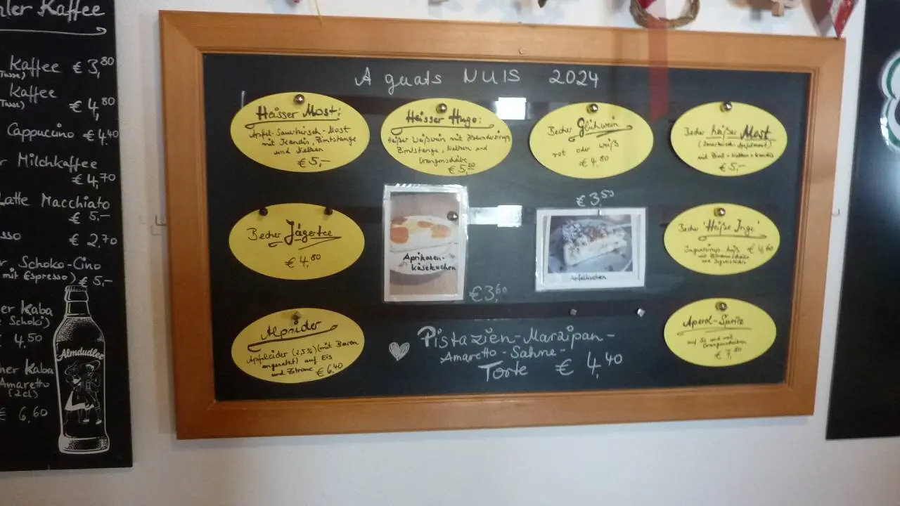 Senioren unterwegs zum Eineguntkopf (1639m) | © M. Bischofberger