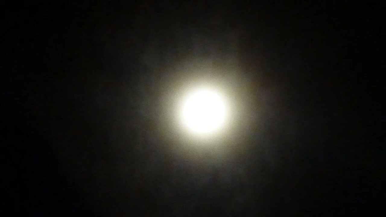 Vollmond am Sonntag | © M. Bischofberger