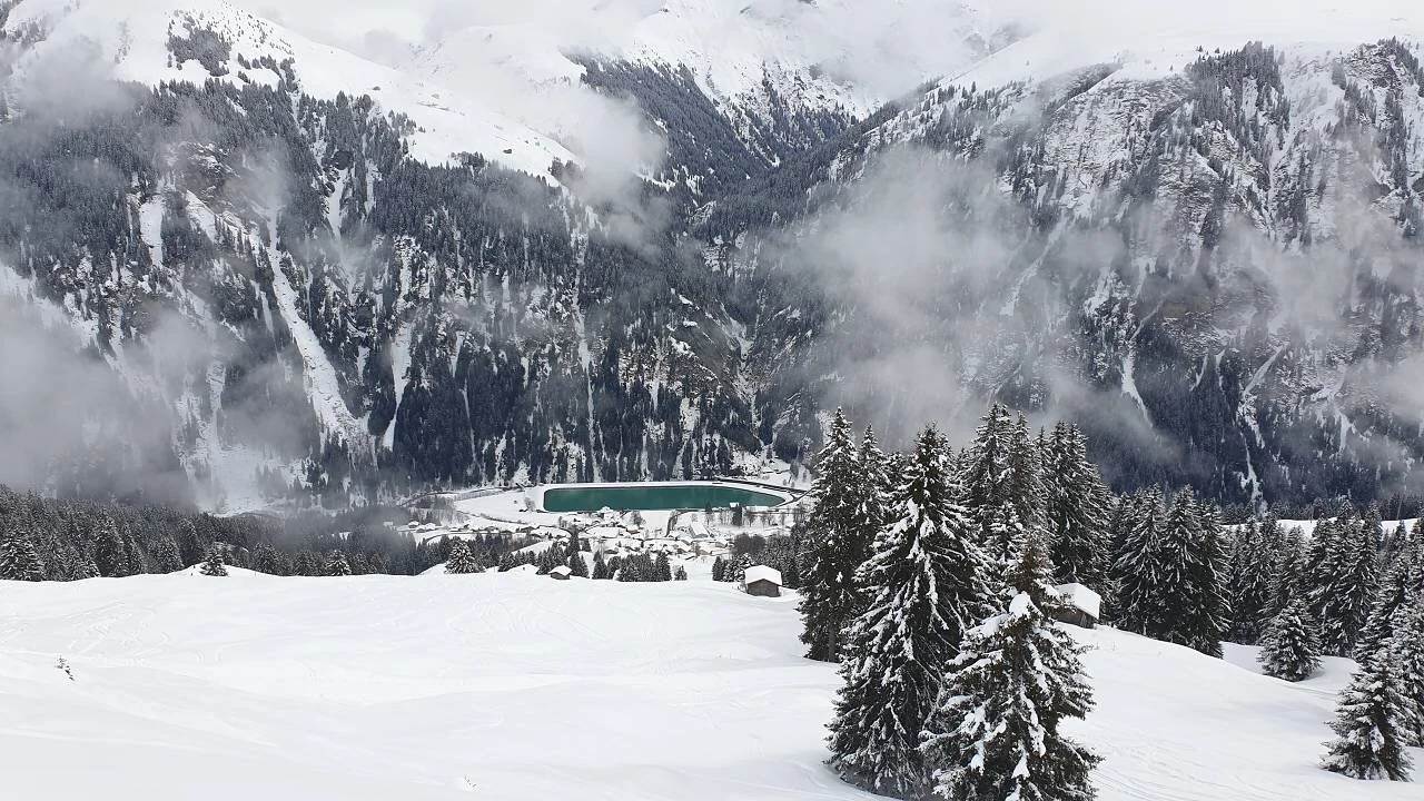 Skitouren im Safiental | © H. Beck