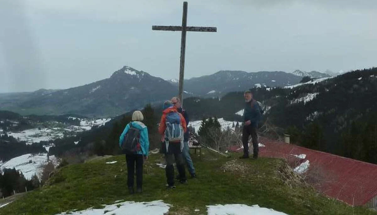 Hüttenkreuz Mittelbergalpe | © M. Bischofberger