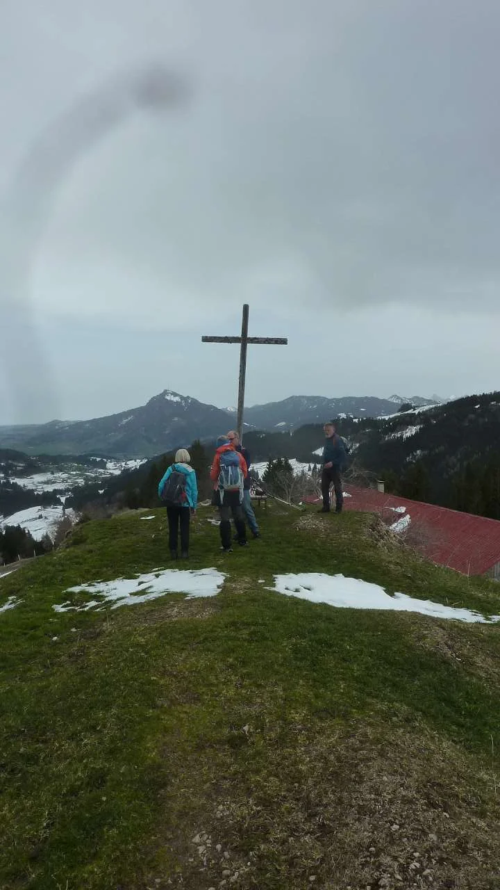 Hüttenkreuz Mittelbergalpe | © M. Bischofberger