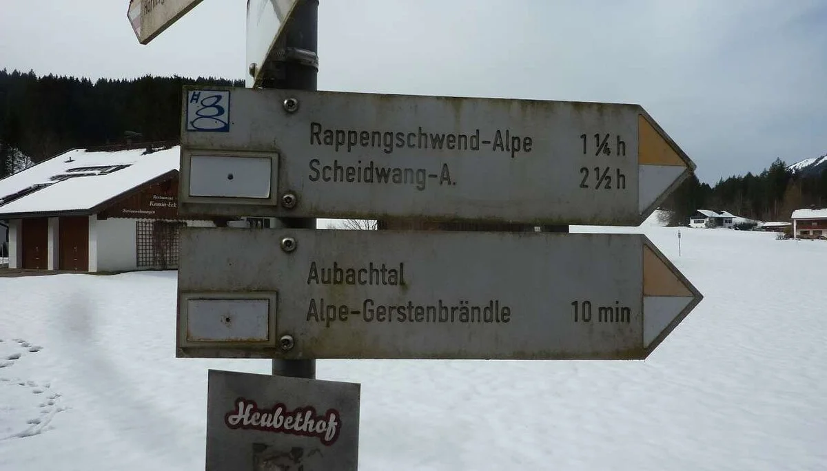 Senioren unterwegs zur Rappengschwendalpe im Gunzesrieder Tal | © M. Bischofberger