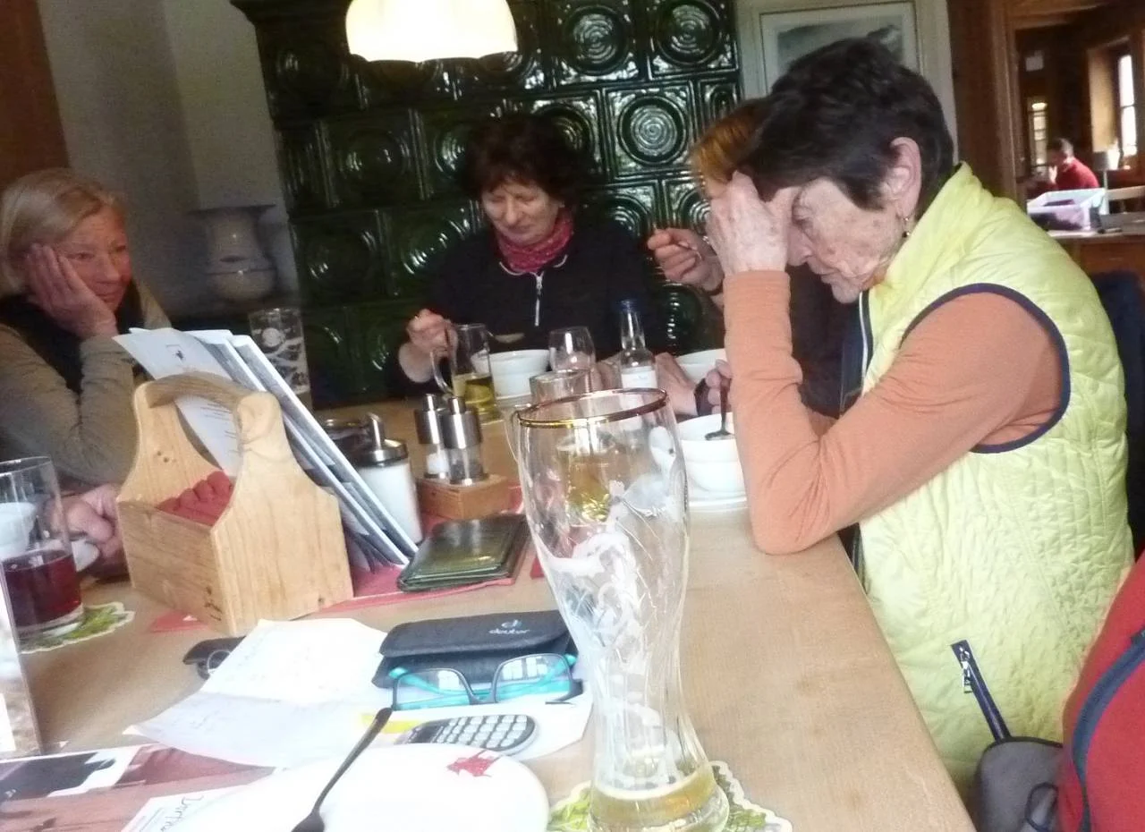 DAV-Senioren besuchen die Hündle-Krokus-Wiesen | © M. Bischofberger