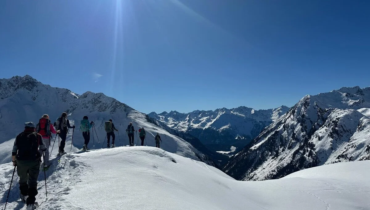 Schneeschuhwandern rund um die Schweinfurter Hütte | © Marcus Gutfrucht