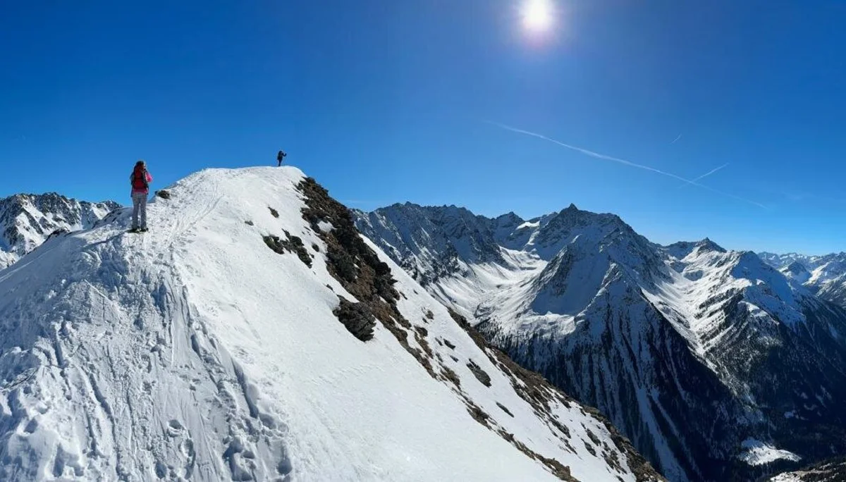 Schneeschuhwandern rund um die Schweinfurter Hütte | © Marcus Gutfrucht