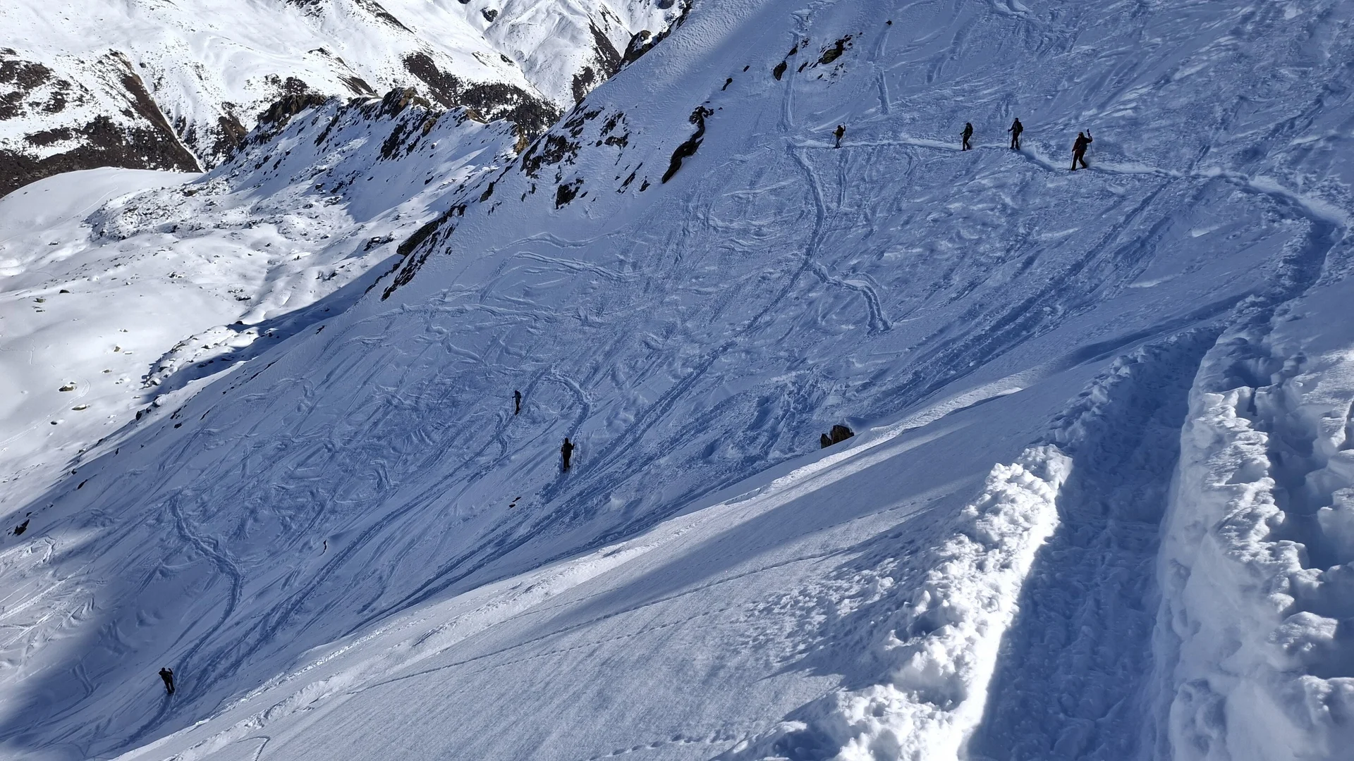 Schneeschuhwandern rund um die Schweinfurter Hütte | © Marcus Gutfrucht