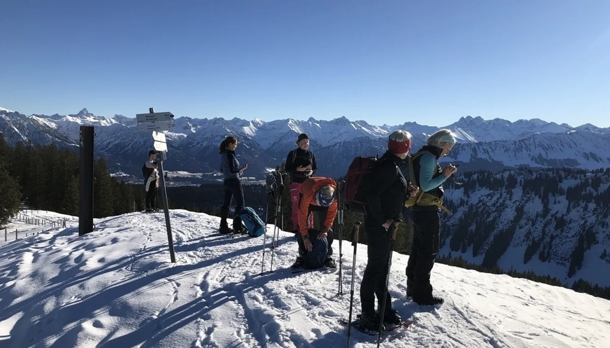 Schneeschuhwanderung zur Aussichtsloge in die Allgäuer Alpen | © Hubert Weber