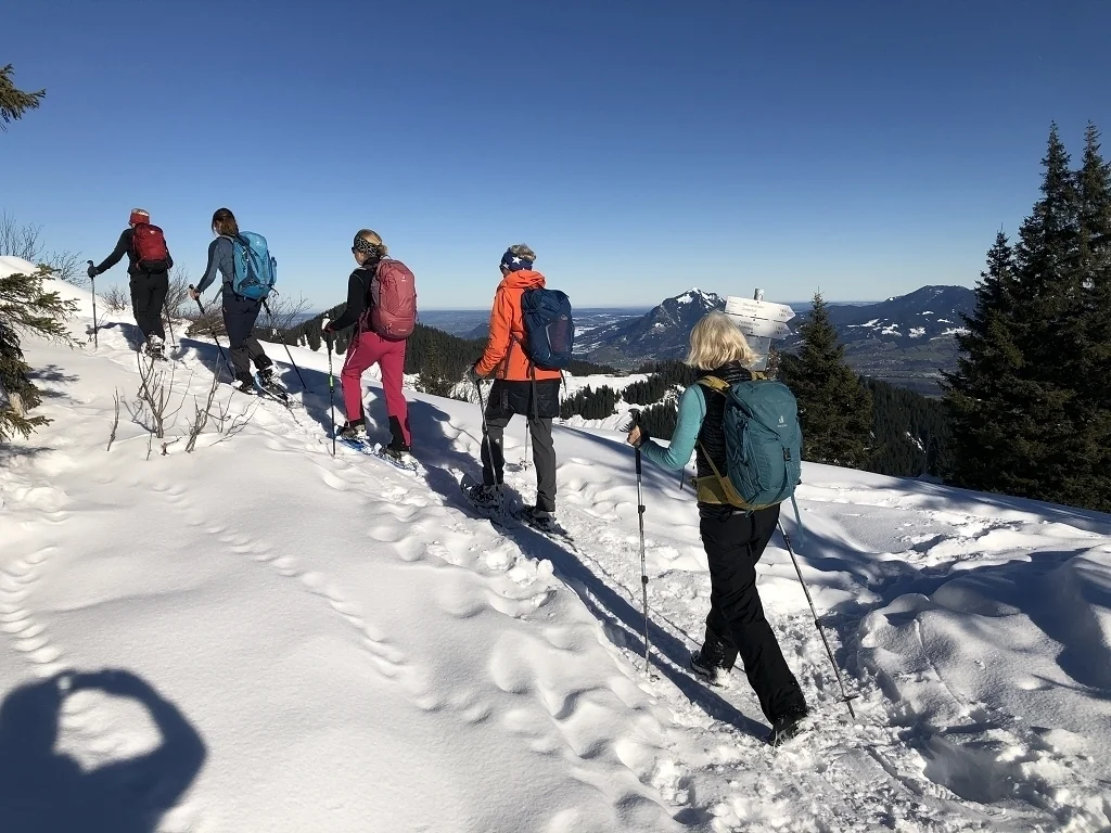 Schneeschuhwanderung zur Aussichtsloge in die Allgäuer Alpen | © Hubert Weber
