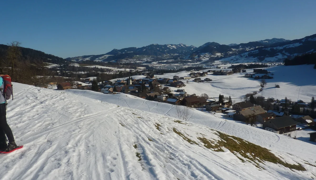 Schneeschuhwanderung bei Schwarzenberg | © Max Bischofberger