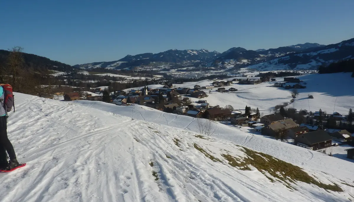 Schneeschuhwanderung bei Schwarzenberg | © Max Bischofberger