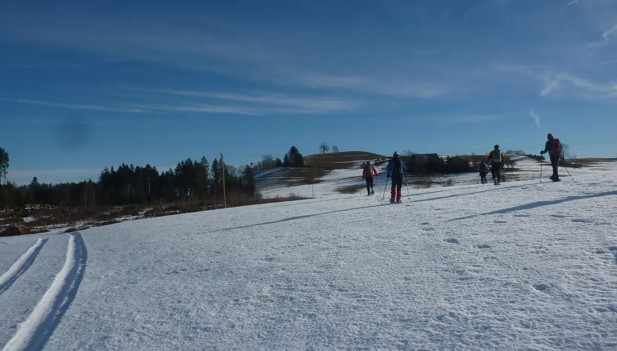 in weiter Ferne  Kögelegg (Drumline) | © Max Bischofberger