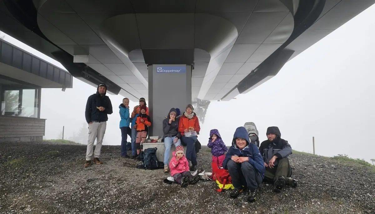 Frühlingswanderung am Hündle | © Nina Veller