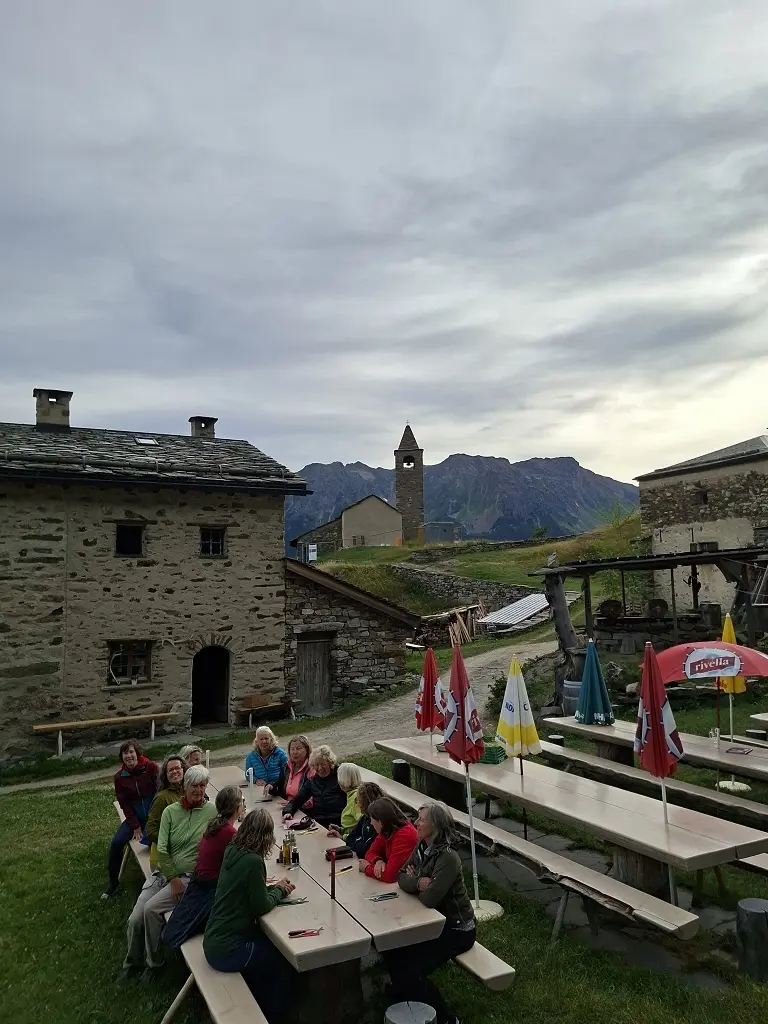 Yoga und Wandern in der Bernina | © Teilnehmer DAV Wangen